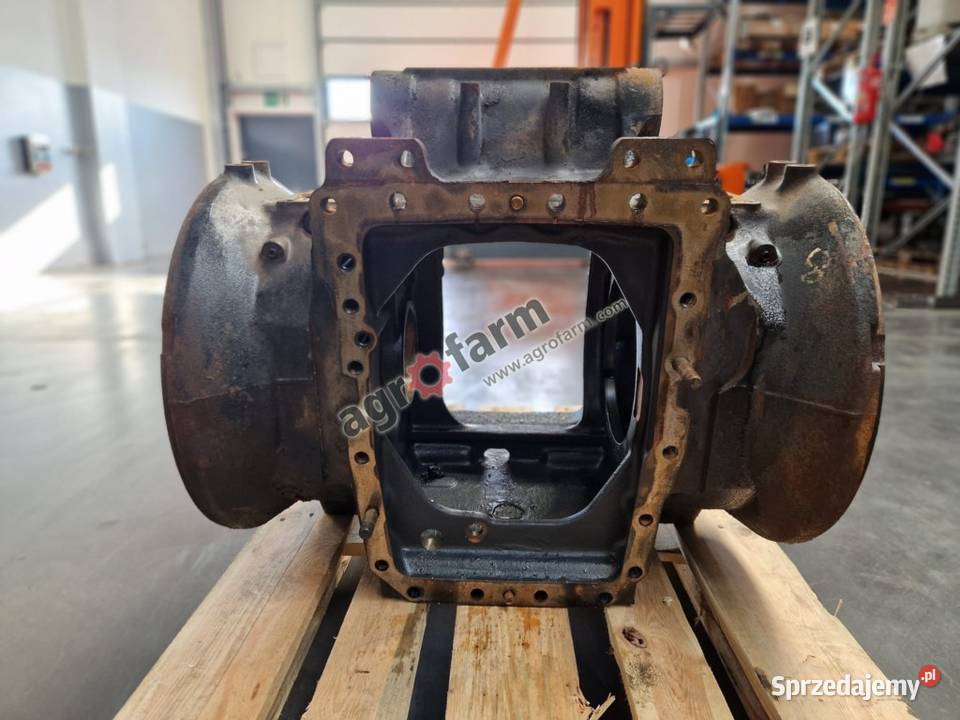 Obudowa tylnego mostu Fendt 716 714 712 Byków