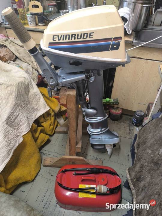silnik zaburtowy EVINRUDE 6 zbiornik i linia