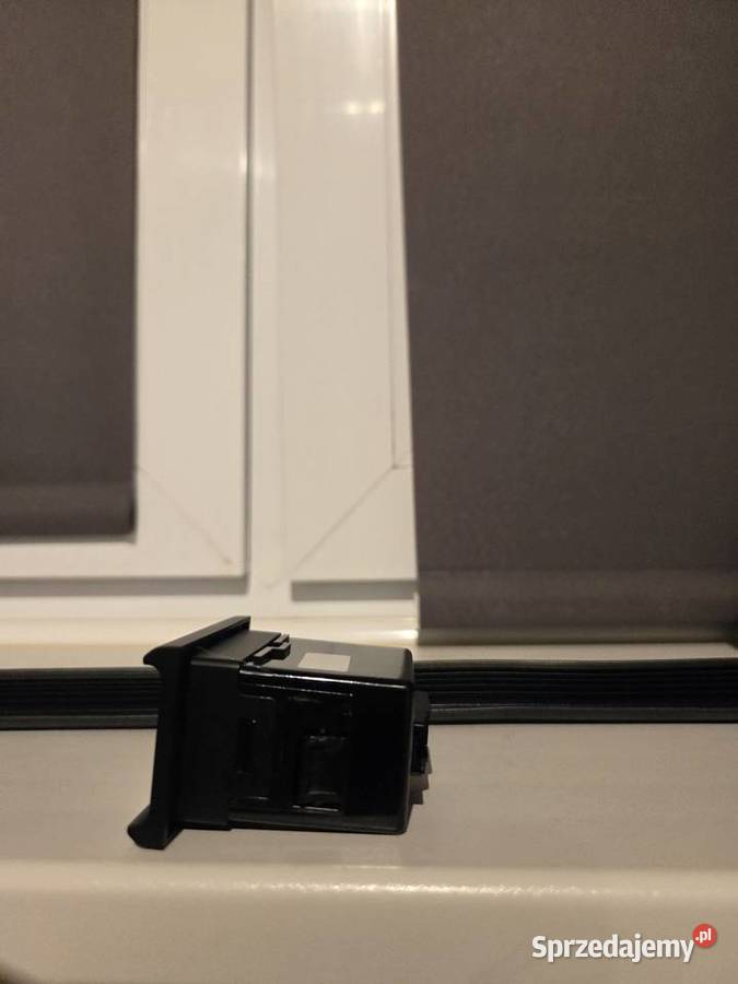 GNIAZDO ŁADOWANIA USB KPL 12V KIA SPORTAGE IV 15 osobowe Panele sterowania, przełączniki śląskie Gliwice