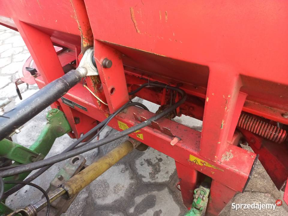 Rozsiewacz nawozu kuhn rauh MDS 1121 zmienna