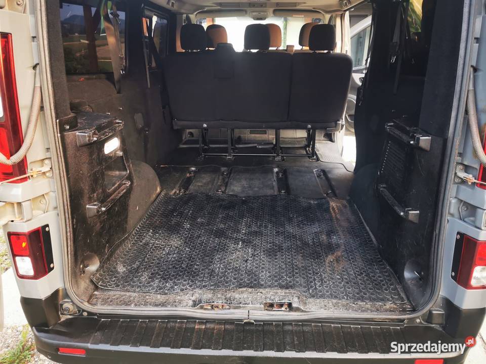 Renault Trafic 16 dCi 145 long 9 Os Faktura Vat śląskie