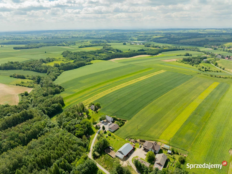Sielska nieruchomość w otoczeniu natury 220 HA