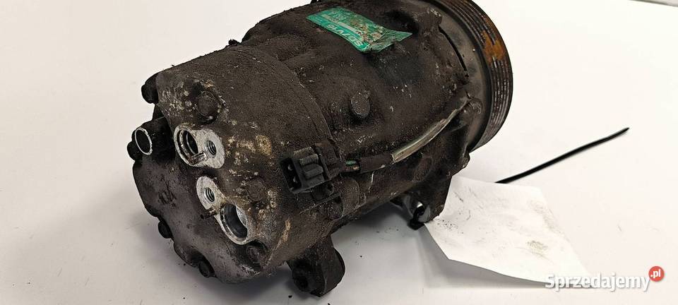 SPRĘŻARKA KLIMATYZACJI AUDI A3 8L 1J0820803A osobowe Części samochodowe Lipno
