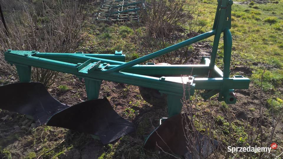 Pług 3 skibowy Polski kujawsko-pomorskie Bogucin