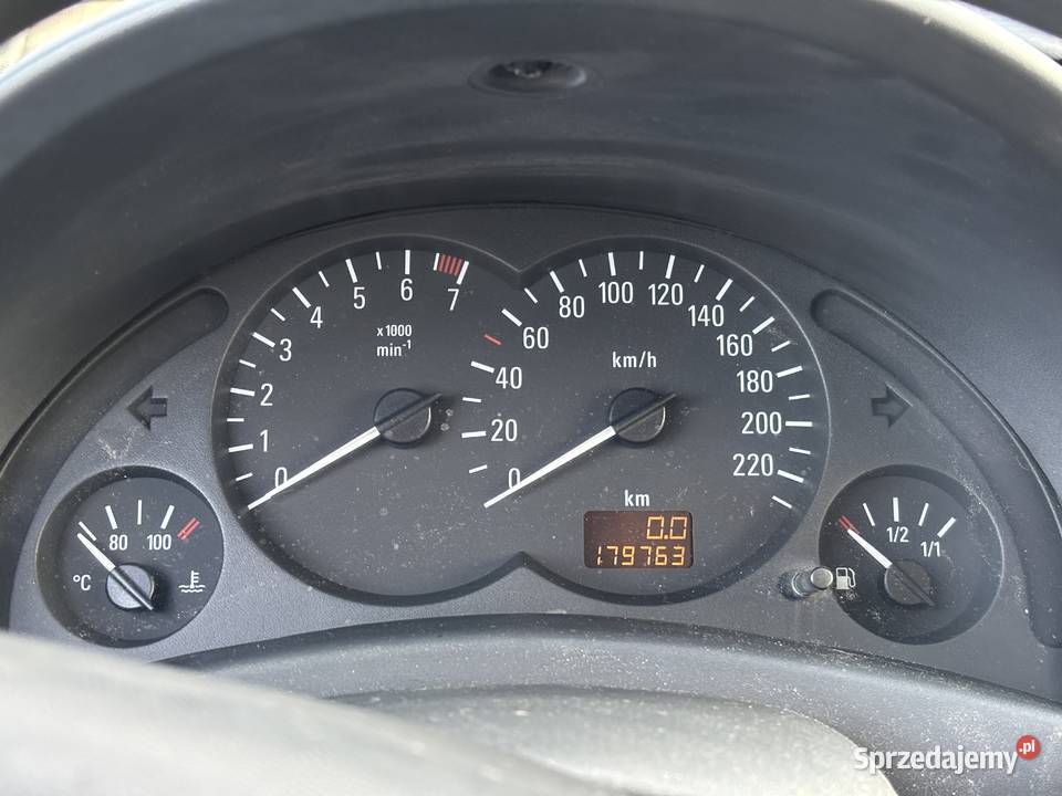 Opel corsa c na częsci w całosci wielkopolskie Turek sprzedam