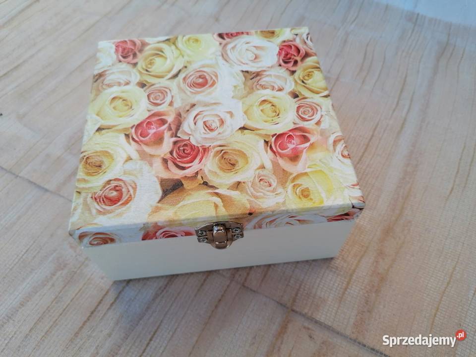 Drewniane pudełko szkatułka na biżuterię prezent Pozostałe mazowieckie Halinów