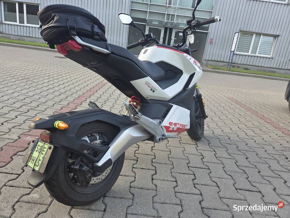 Skuter motocykl elektryczny MRF ESTREET 2500W pierwszy właściciel