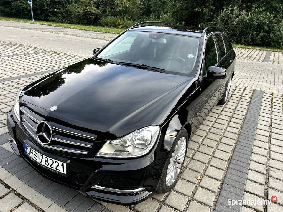 Mercedes klasa C S204 2022r Praszczyki