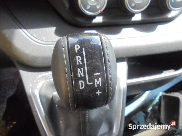 RENAULT Trafic III 20 DCi 150 MHEV EDC7 GS370 Kielce