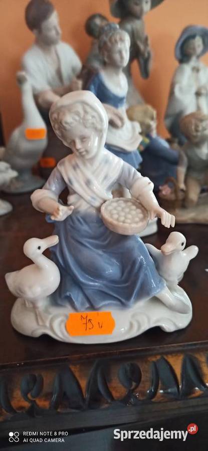 Figurka Chłopczyk na płocie z gąską Gdańsk sprzedam