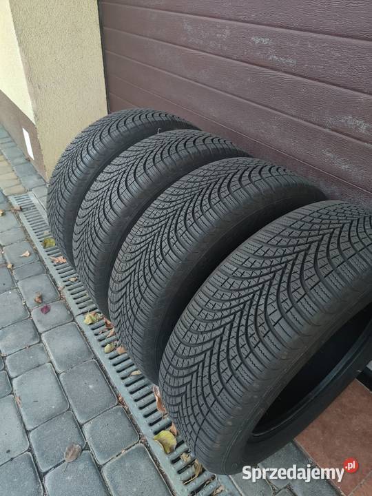 Dębica Nawigator 3 205 60 R16 6mm 2021 r 4 Staniątki