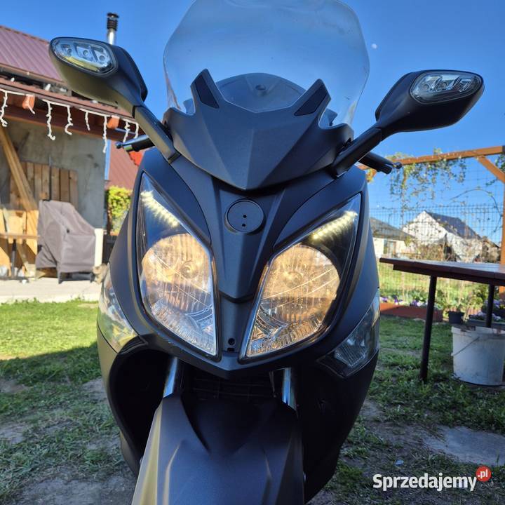 Sprzedam Sym Gts 125i efi nowe opony gotowy do elektryczny starter Czmoń