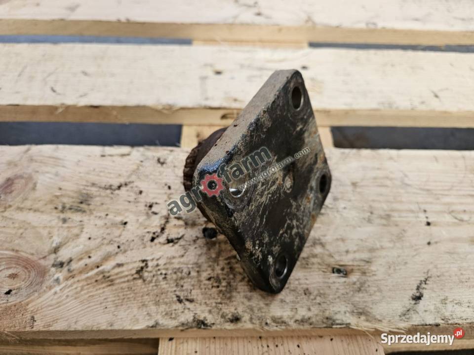 Sworzeń zwrotnicy dolny Valtra N111 N121 N141 Byków