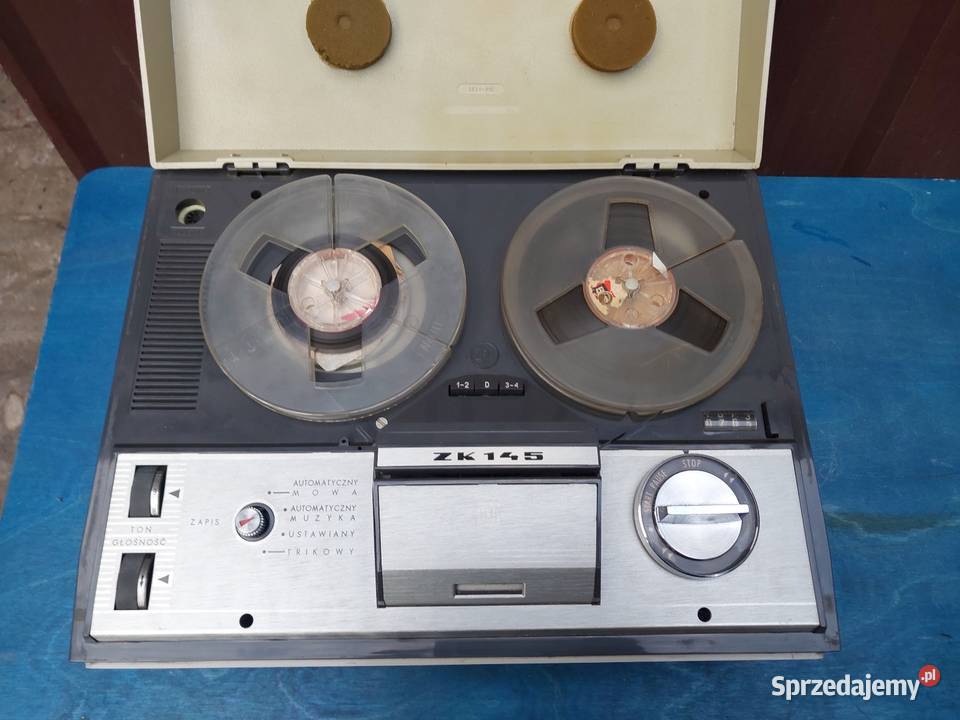 Radio magnetofon szpulowy UNITRA model ZK 145