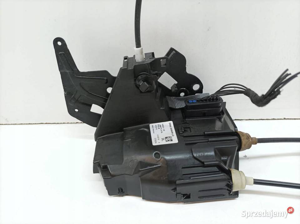 ZAMEK DRZWI LEWY PRZÓD DK62203A29LG Land Rover osobowe