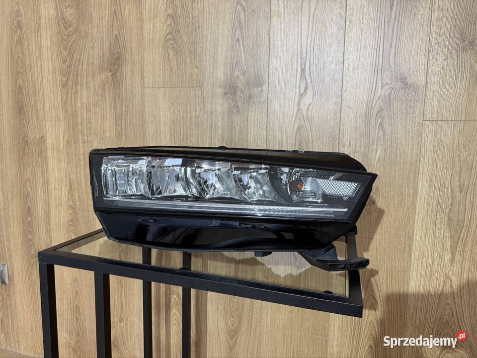 Lampa prawy przód Full Led Skoda Octavia IV dolnośląskie Wrocław
