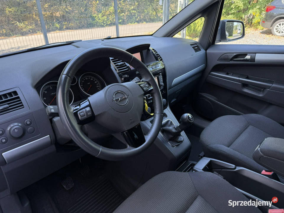 Opel Zafira 17CDTI 125 OPC Family 7osob Zadbany Zarejestrowany w Polsce