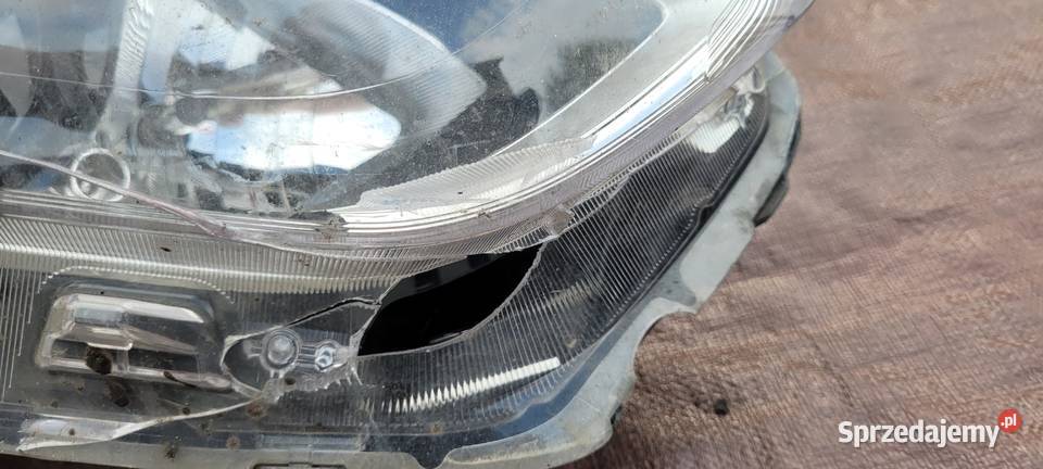 LAMPA PRAWA REFLEKTOR PRAWY KIA CEED III osobowe Motoryzacja Ruda Śląska