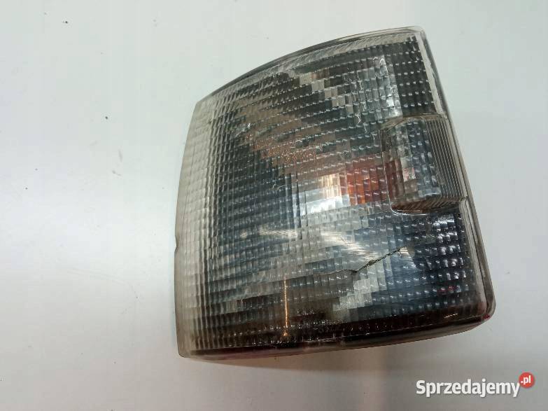 KIERUNKOWSKAZ LEWY PRAWY PRZÓD KOMPLET 183321B Rok produkcji 1999 Kierunkowskazy