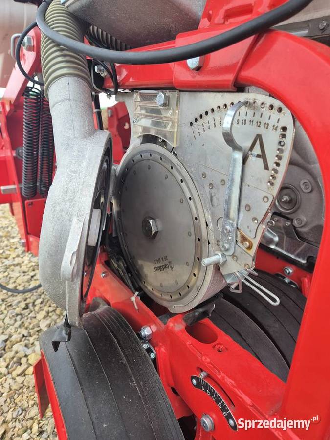 Siewnik do kukurydzy 6 rzędów na ramie mazowieckie