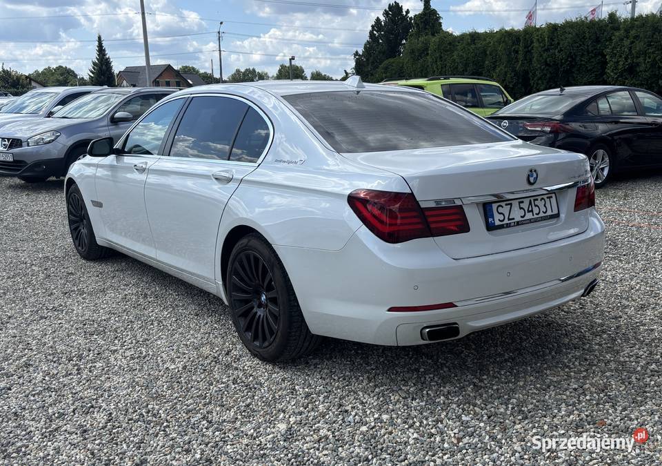 BMW 740Li 2014r światła do jazdy dziennej śląskie