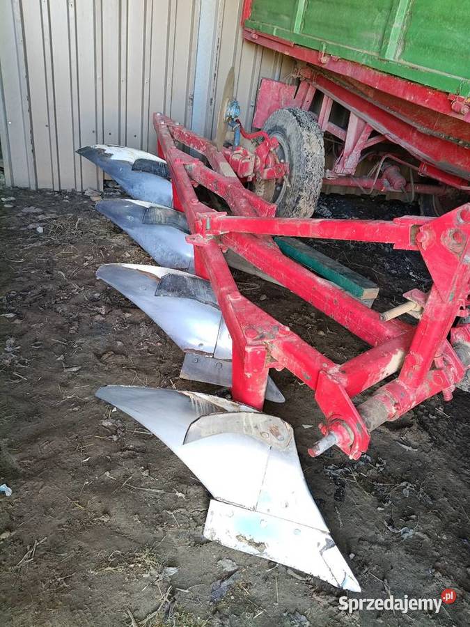 Pługi 4 zagonowe Pługi Zadworze