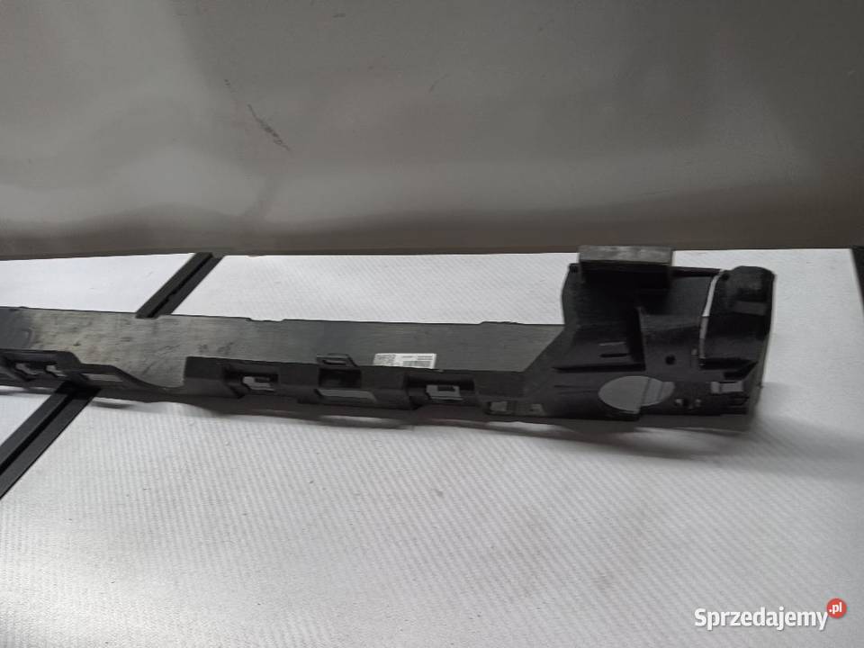 ŚLIZG ŚRODKOWY ZDERZAKA MERCEDES SPRINTER