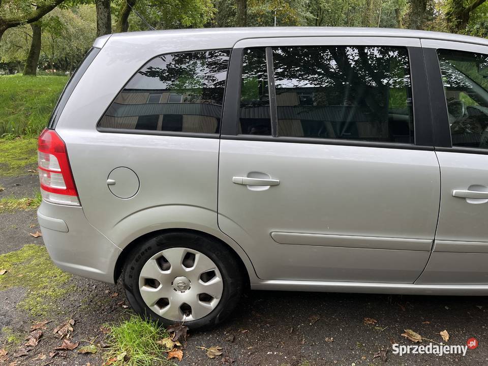 Opel Zafira B 2008 17 CDTI 110 pomorskie Słupsk