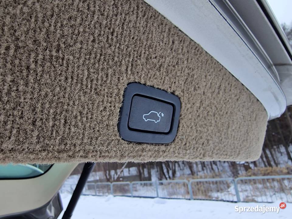 Volvo XC60 24 D5 MANUAL 215 2400cm3 mazowieckie