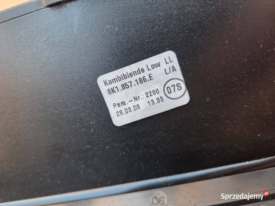 Audi A4 B8 ramka wyświetlacza dekor 8K1857186 E Rybno