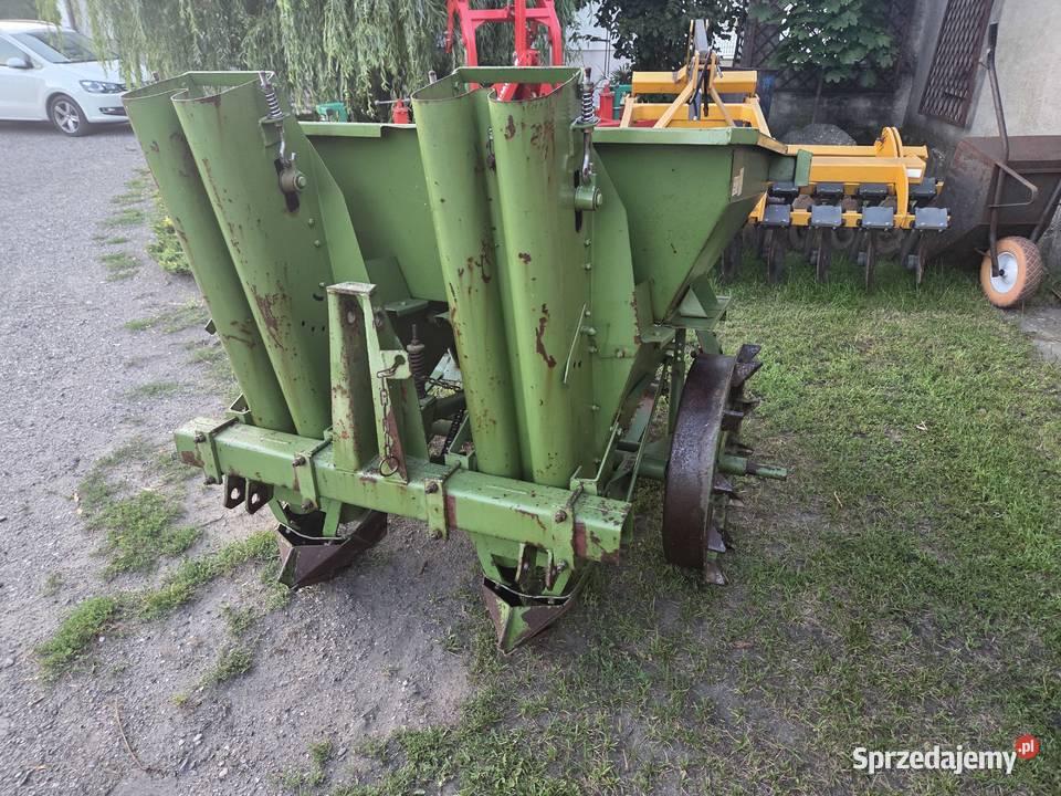 Sadzarka do ziemniaków s2111 nieuszkodzony Siewniki i sadzarki Kalisz