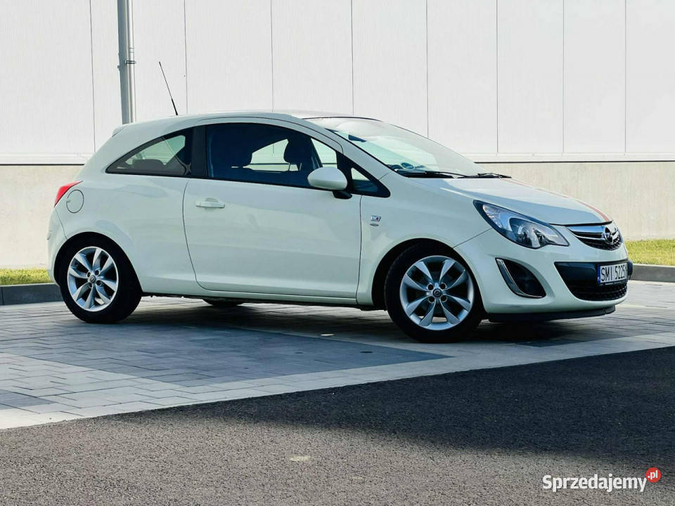 Opel Corsa Opel Corsa 14 16V Satellite bogata komputer pokładowy Mikołów