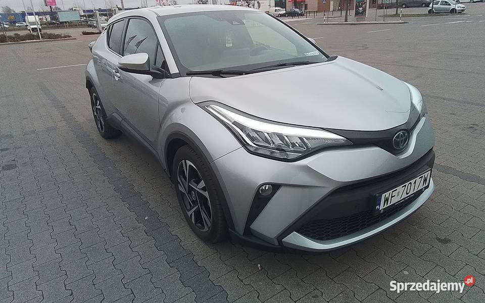 Sprzedam Toyotę CHR z 2022 r Stan idealny Niski