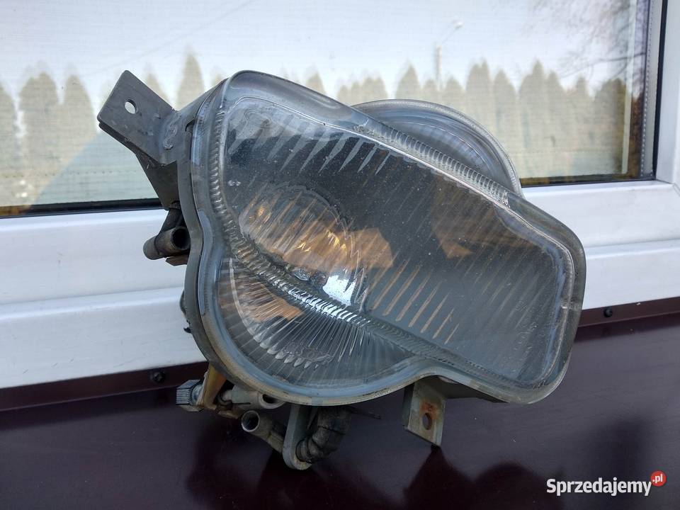 Volvo V70 II halogen prawy lampa przeciwmgielna