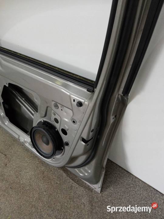 DRZWI PRAWE PRZÓD Skoda Superb II 20082015 Drzwi świętokrzyskie