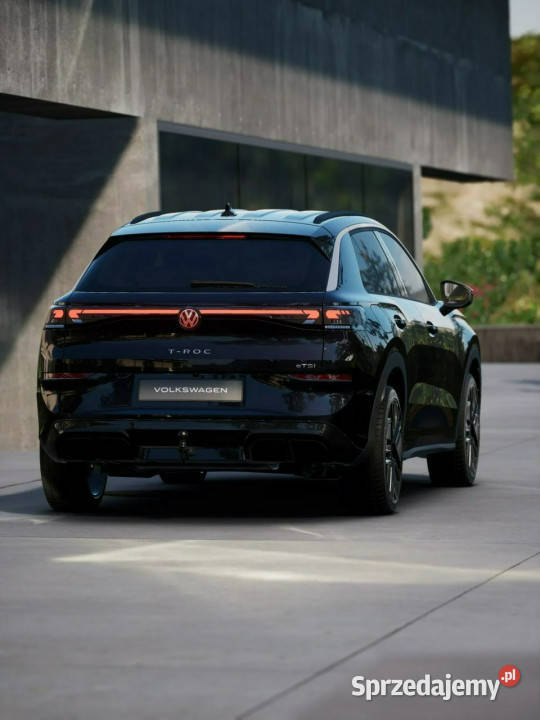 Volkswagen TRoc Wersja RLine 15 eTSI 150 DSG