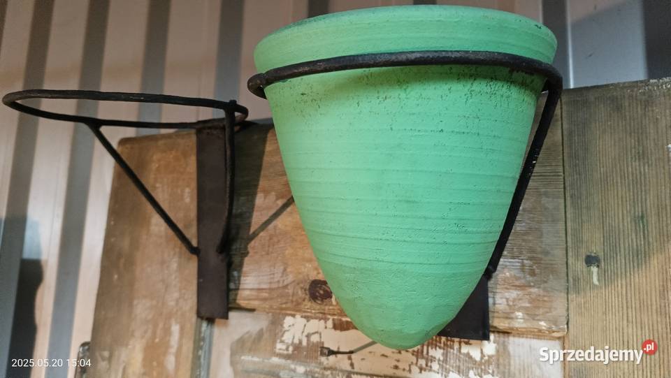 Stare metalowe uchwyty na doniczki Katowice