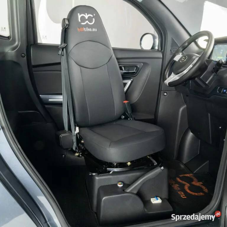 skuter elektryczny zabudowany z dachem MICRO CAR Tarnów sprzedam