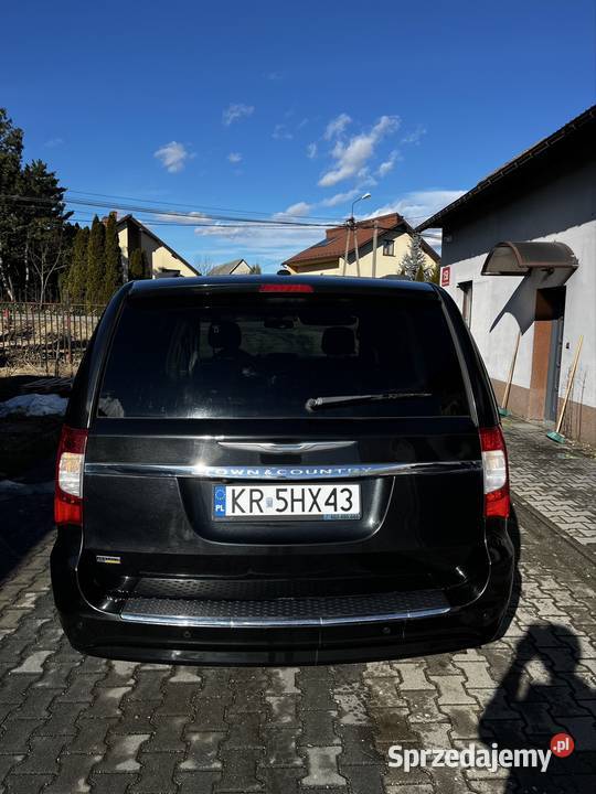 CHRYSLER TOWN COUNTRY 36 LPG 2014