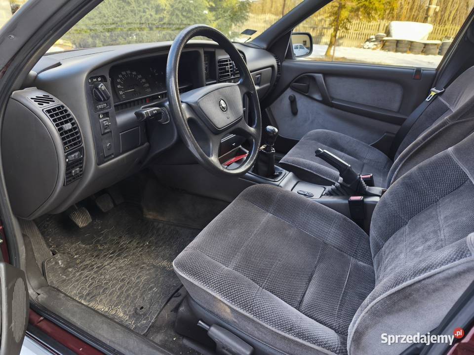 Opel Omega A 24i super stan Mysłów