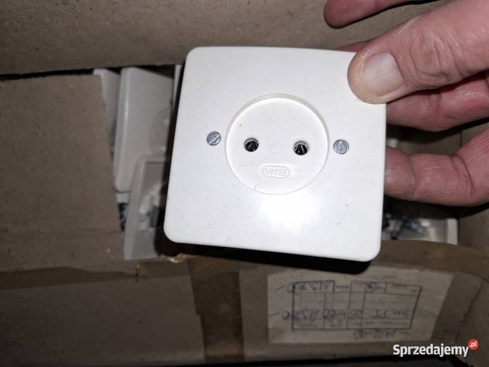 Nowe gniazdka z czesow PRL podkarpackie