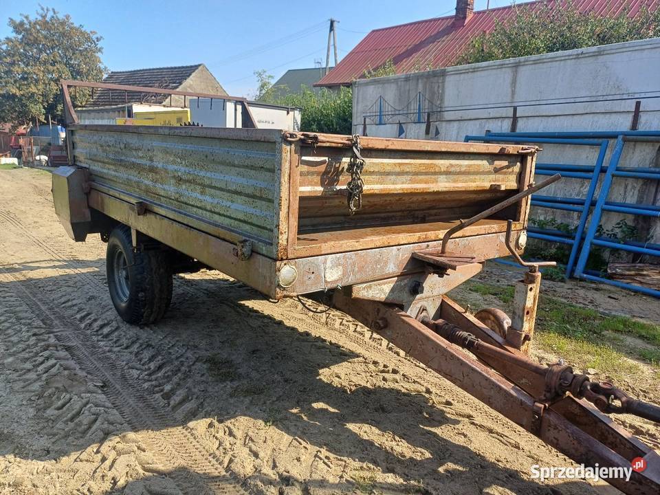 Sprzedam rozrzutnik 25t