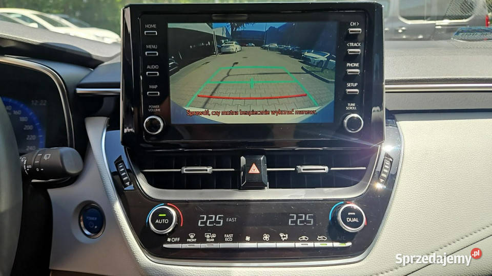 Toyota Corolla 18 HSD COMFORT TECH salon Polska elektrochrom. lusterko wst. Warszawa