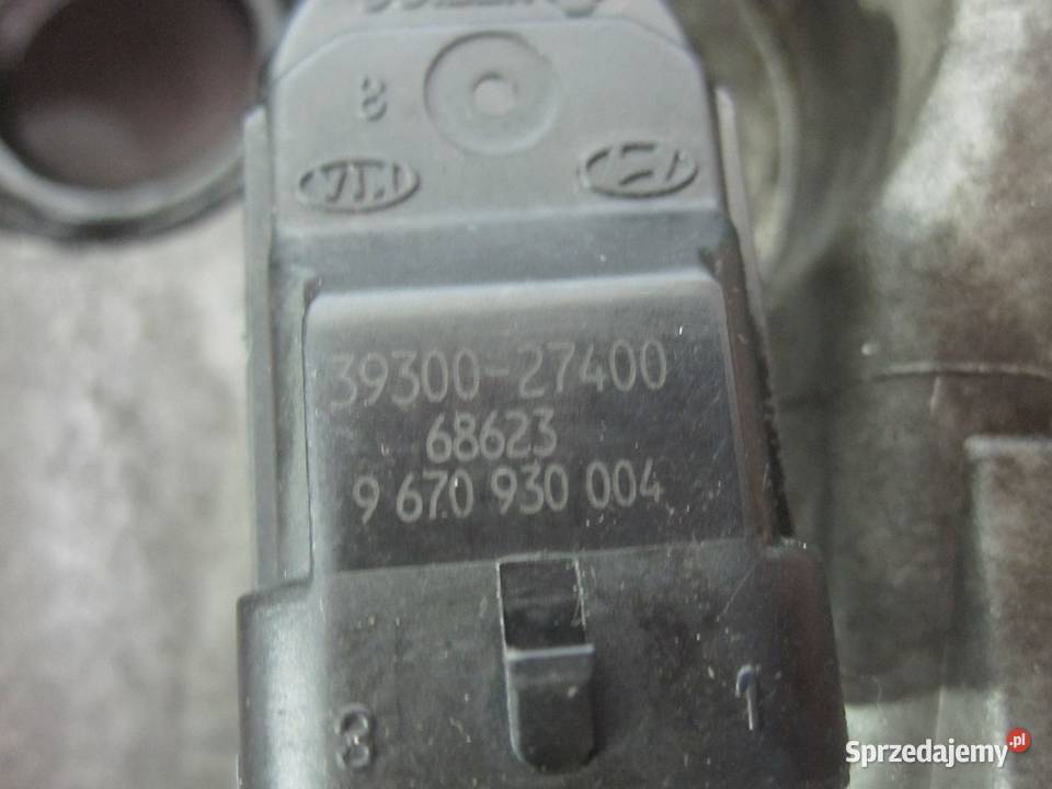 Kia CARENS 20 CRDI D4EA pokrywa zaworów czujnik Głowice cylindrów Głowice cylindrów Kielce