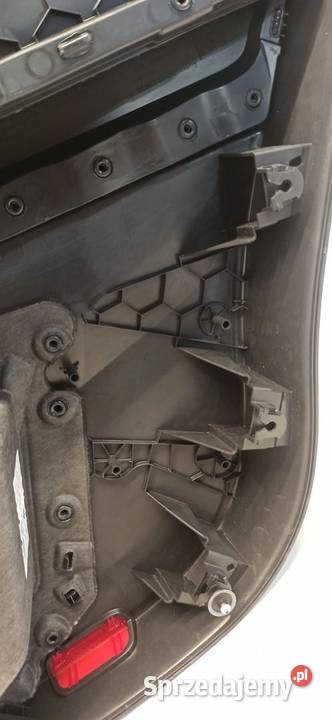 SEAT TARRACO BOCZEK DRZWI LEWY TYŁ 5FJ867211 osobowe sprzedam