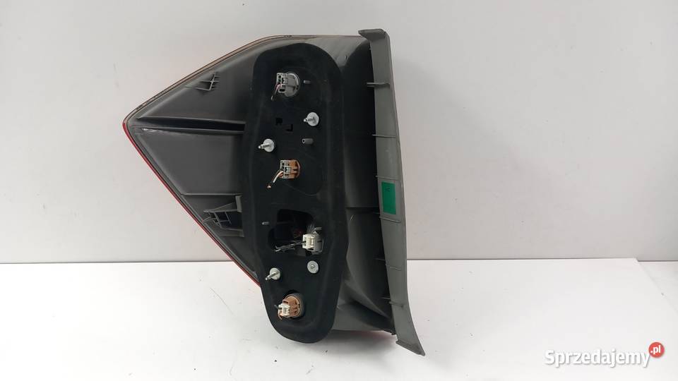 HONDA FRV LIFT LAMPA TYŁ PRAWA Światła stop