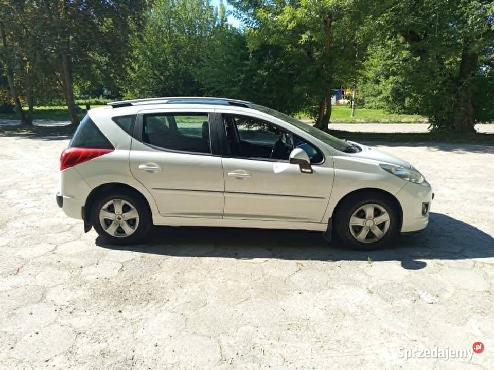 Peugeot 207 2009 16 HDI Dach Panoramiczny 207 Tarnobrzeg
