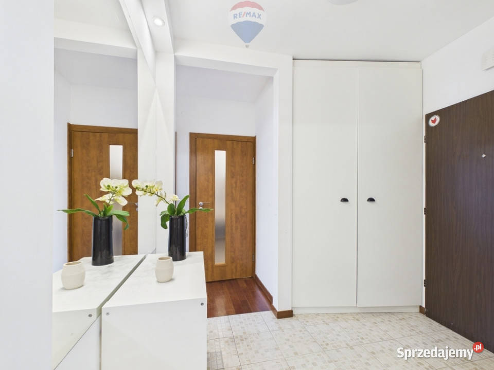 Marina Mokotów 2 pokoje Balkon Parking 52.7m2 Warszawa