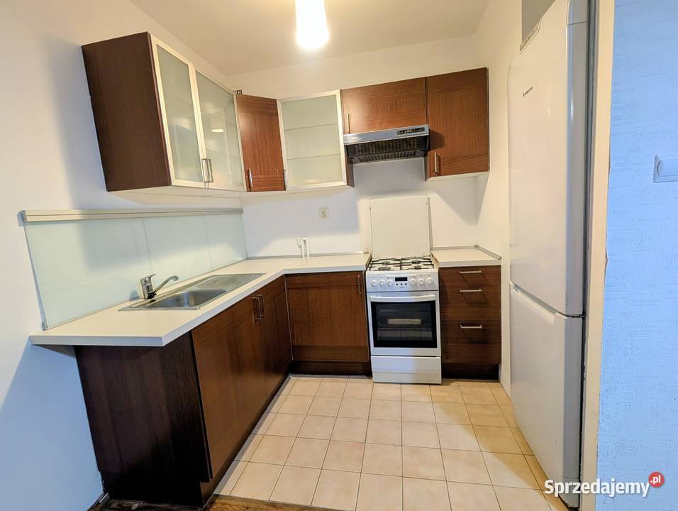 Marki Warszawa 68m Rok budowy 2000