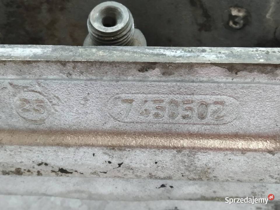 GŁOWICA KOMPLETNA 7450502 28 TD DTI SOFIM Rok produkcji 2001 świętokrzyskie